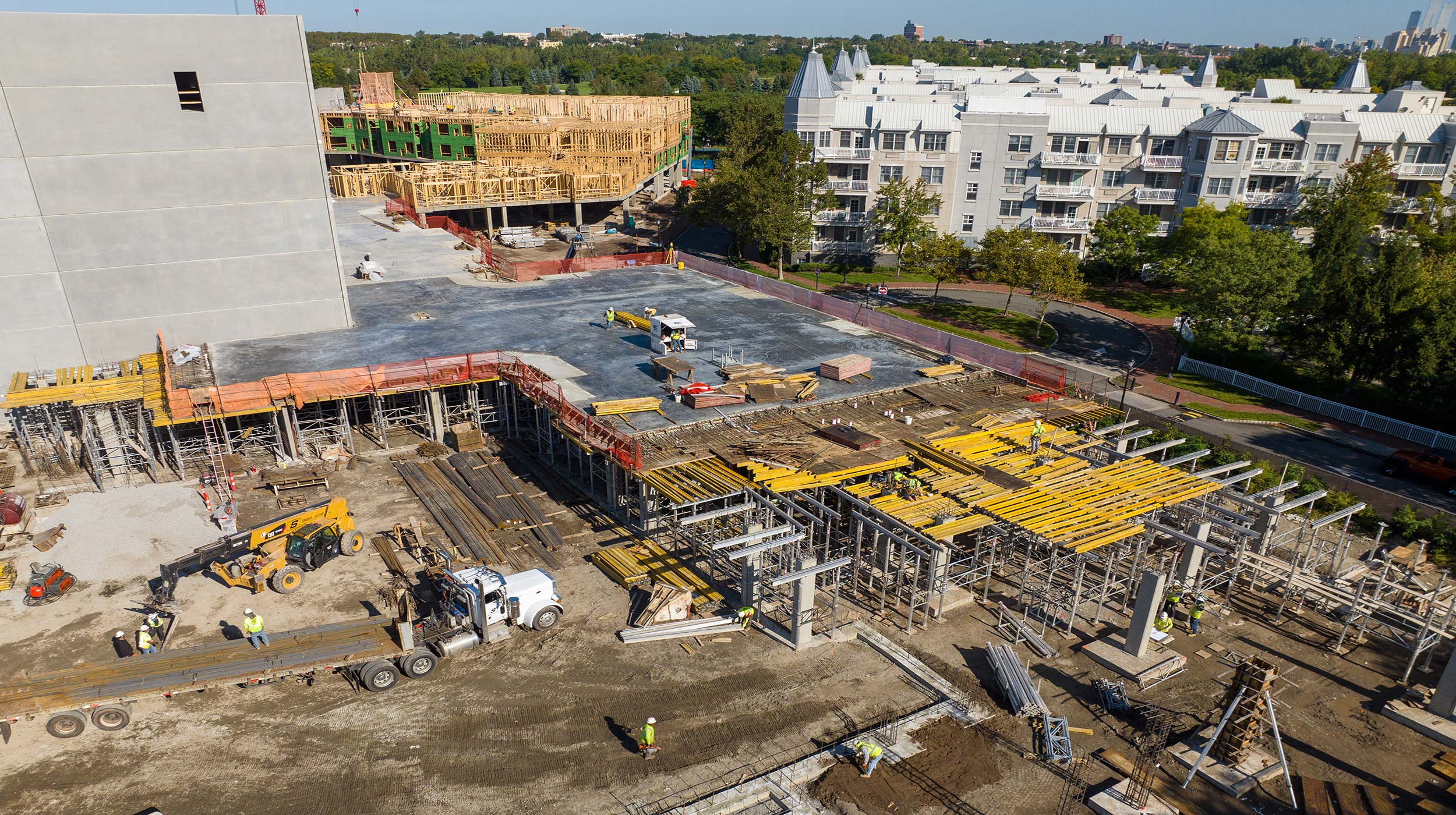 One of the newest communities with 401-unit complexes in a five-story residential building in the heart of Jersey City.