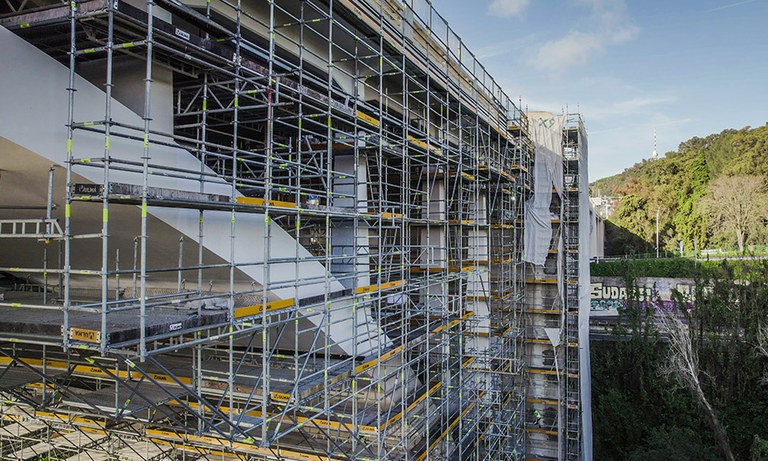 Repairs to the longest viaduct in Lisbon