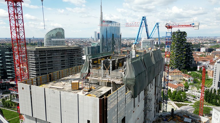 Gioia 20, un nuevo conjunto icónico frente a la plaza Gae Aulenti en Milán