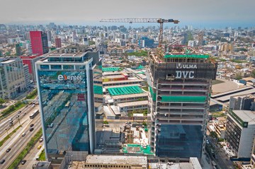 Nueva torre en el centro de Lima, Perú